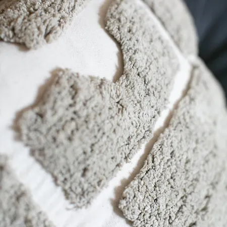 Creutzig Apartment *