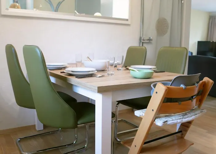 Creutzig Apartment *